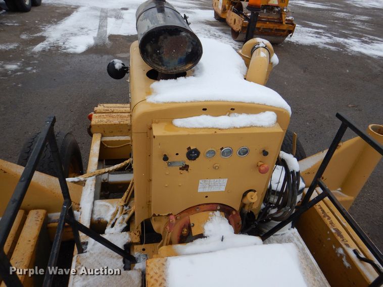 image for item MJ9854 Blaw-Knox RW195C  road widener