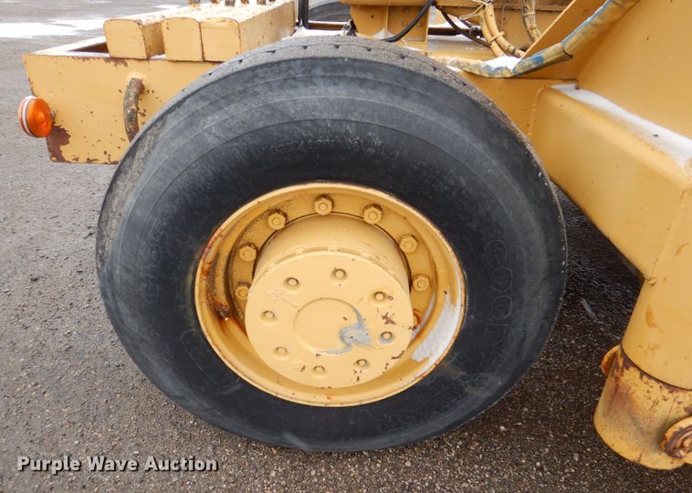 image for item MJ9854 Blaw-Knox RW195C  road widener