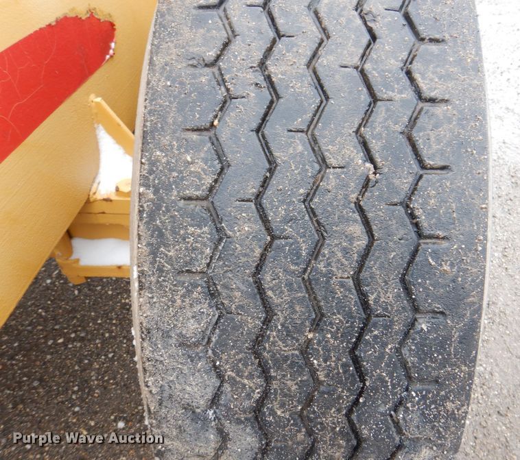 image for item MJ9854 Blaw-Knox RW195C  road widener