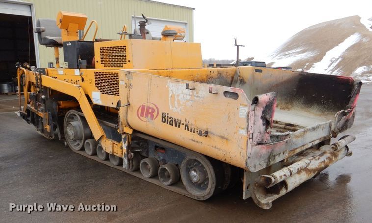 image for item MJ9856 2004 Blaw-Knox PF-5510  paver