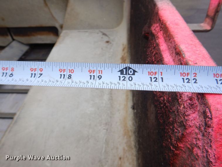 image for item MJ9856 2004 Blaw-Knox PF-5510  paver