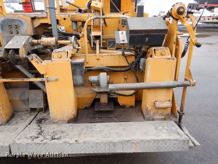 image for item MJ9856 2004 Blaw-Knox PF-5510  paver