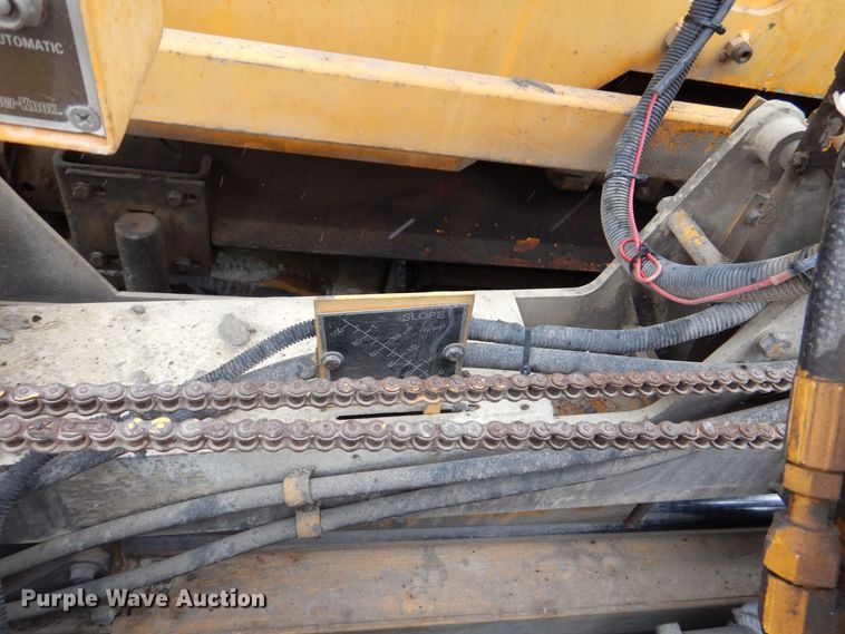 image for item MJ9856 2004 Blaw-Knox PF-5510  paver