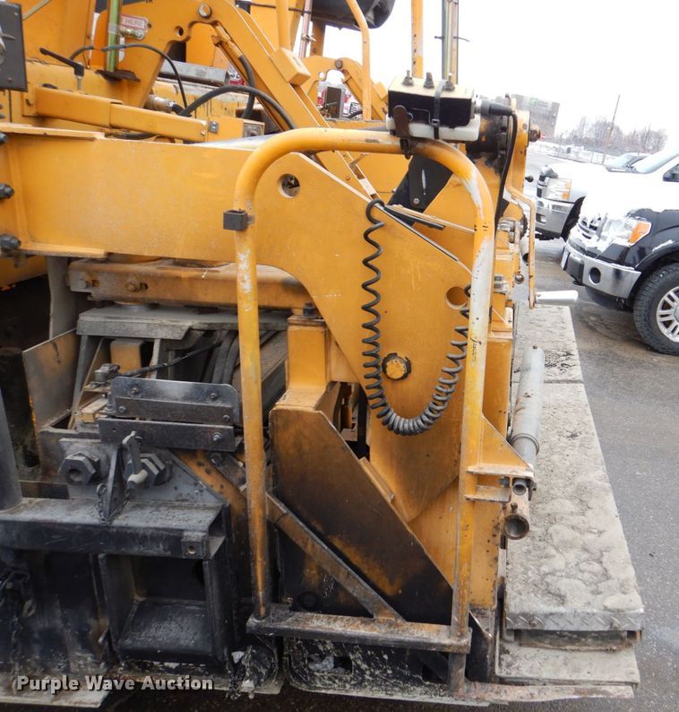 image for item MJ9856 2004 Blaw-Knox PF-5510  paver