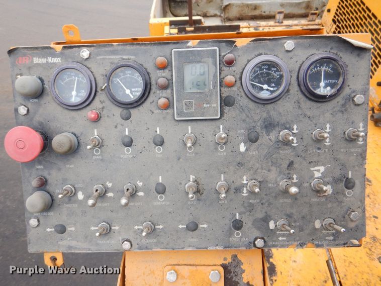 image for item MJ9856 2004 Blaw-Knox PF-5510  paver