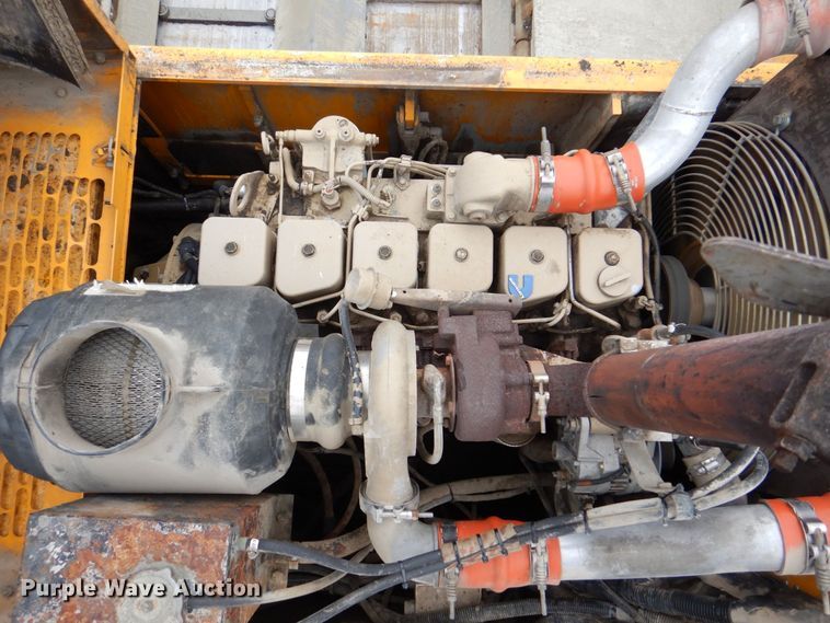 image for item MJ9856 2004 Blaw-Knox PF-5510  paver