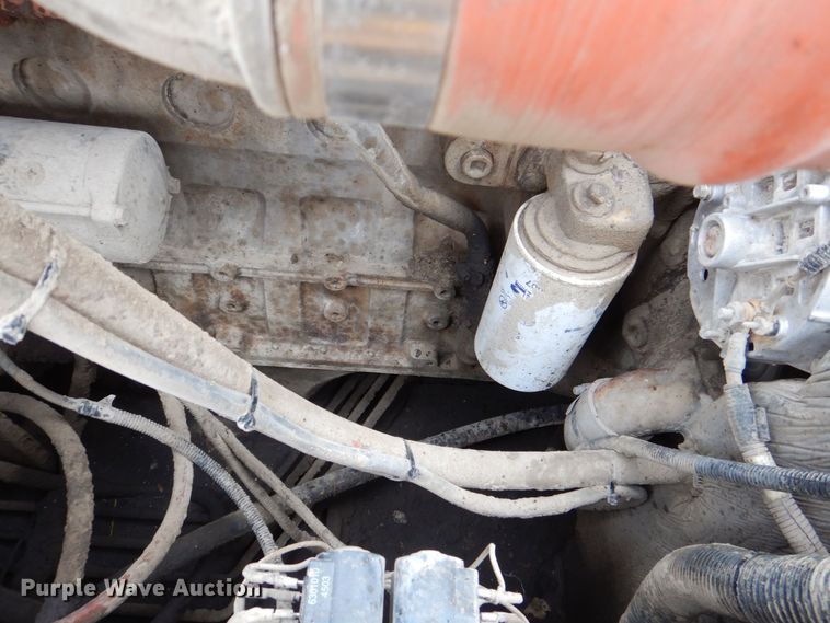 image for item MJ9856 2004 Blaw-Knox PF-5510  paver