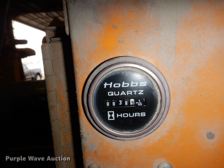 image for item MJ9856 2004 Blaw-Knox PF-5510  paver