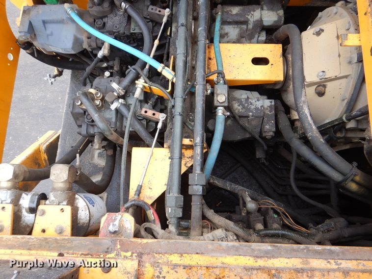 image for item MJ9856 2004 Blaw-Knox PF-5510  paver