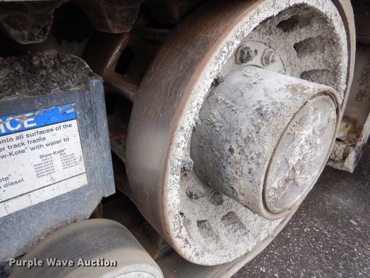 image for item MJ9856 2004 Blaw-Knox PF-5510  paver