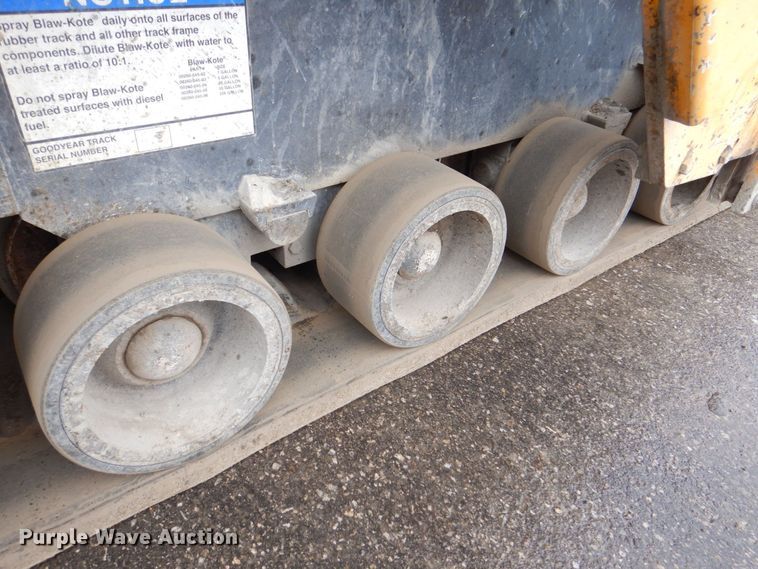 image for item MJ9856 2004 Blaw-Knox PF-5510  paver