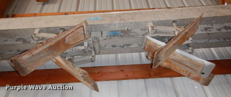 image for item MJ9856 2004 Blaw-Knox PF-5510  paver