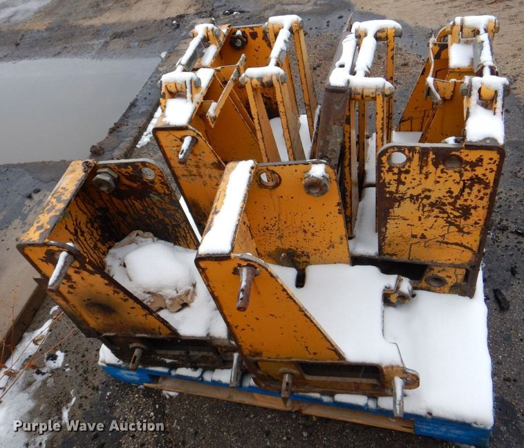 image for item MJ9856 2004 Blaw-Knox PF-5510  paver