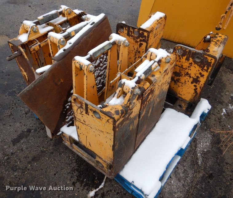 image for item MJ9856 2004 Blaw-Knox PF-5510  paver