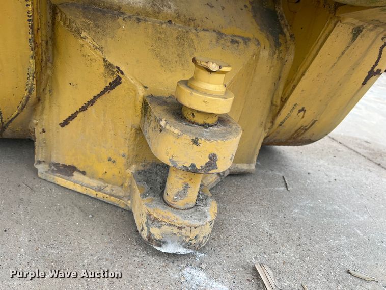 image for item MK9637 Caterpillar  winch