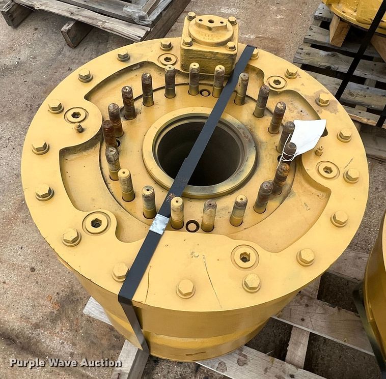 image for item MK9646 Caterpillar  drivetrain parts