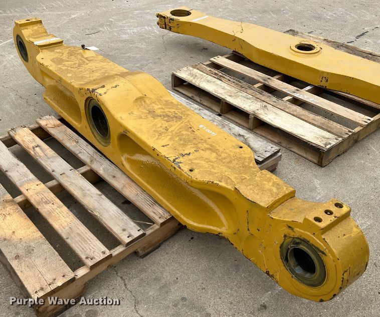 image for item MK9663 Caterpillar  equalizer bar