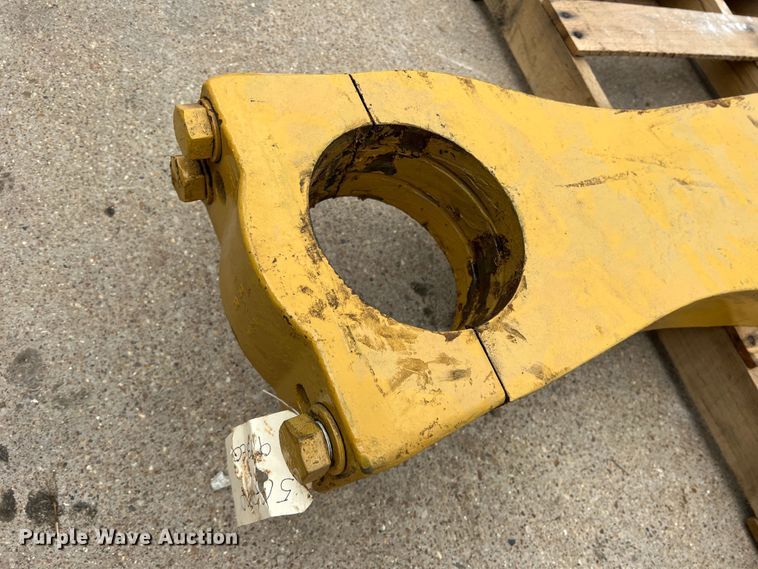 image for item MK9664 Caterpillar  equalizer bar