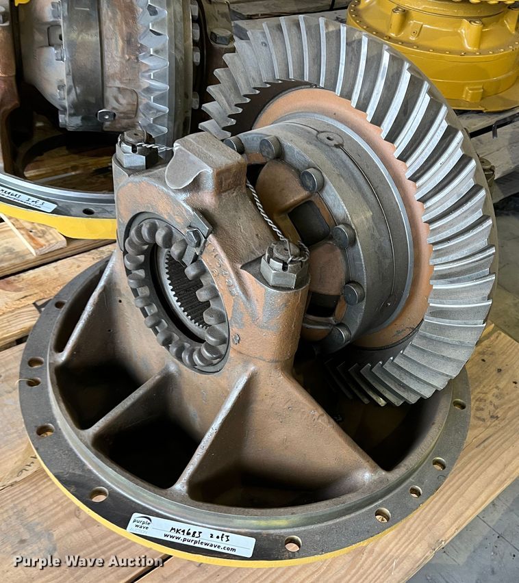 image for item MK9683 (3) Caterpillar differential gear assemblies