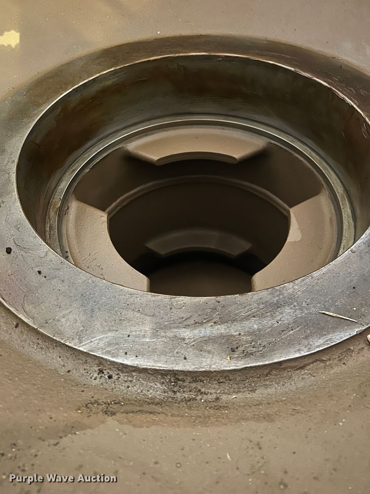 image for item MK9692 (2) Caterpillar wheel assemblies