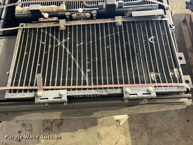 image for item MK9698 Caterpillar  radiator group