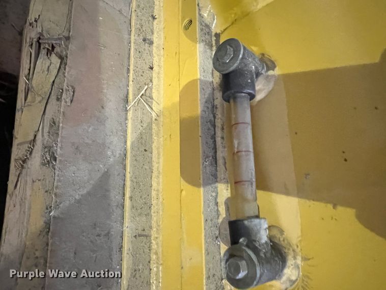 image for item MK9709 Caterpillar  hydraulic tank