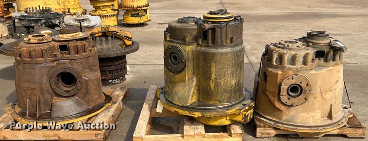 image for item MK9710 (3) Caterpillar case assemblies