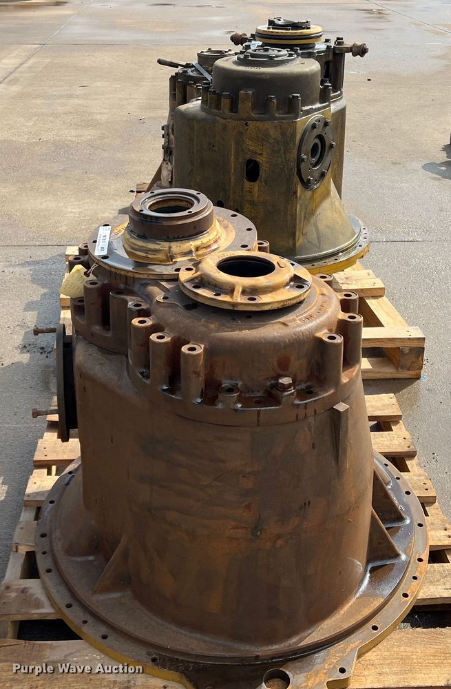 image for item MK9710 (3) Caterpillar case assemblies