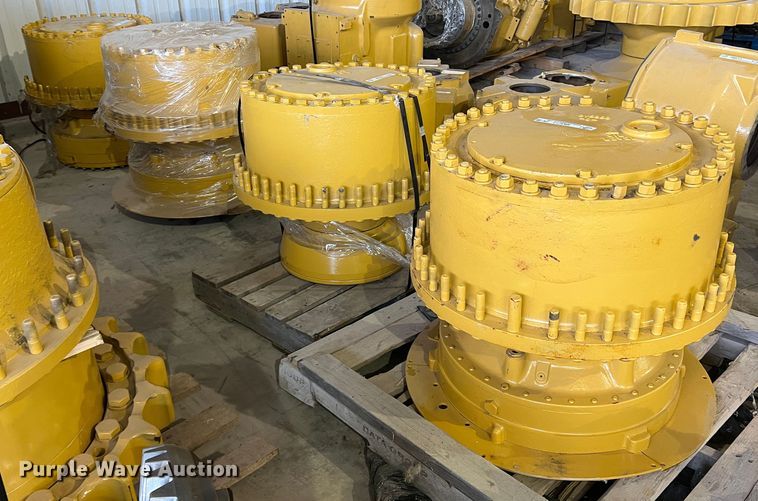 image for item MK9713 (4) Caterpillar final drive groups