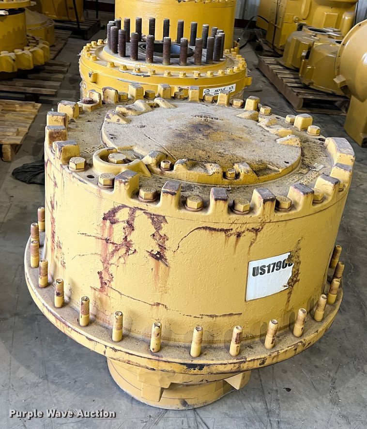 image for item MK9715 (2) Caterpillar wheel groups