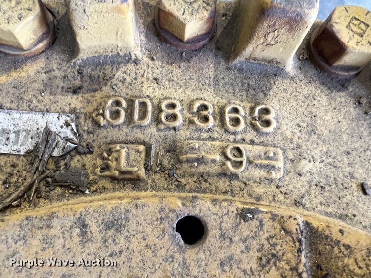 image for item MK9715 (2) Caterpillar wheel groups