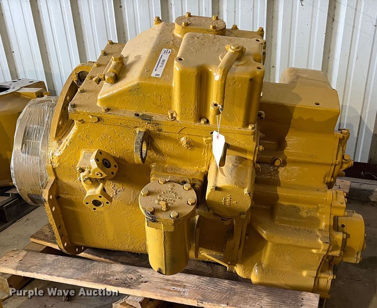 Caterpillar transmission arrangement in Cresson, TX Item MK9716 sold