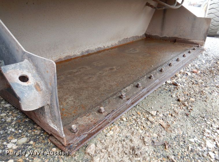 image for item MK9749 2016 Bobcat 72 Sweeper  skid steer sweeper