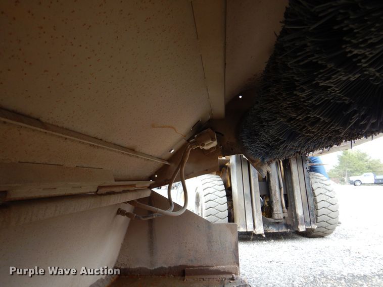 image for item MK9749 2016 Bobcat 72 Sweeper  skid steer sweeper