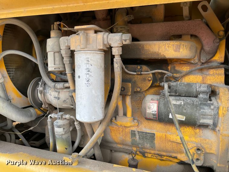 image for item MR9507 1986 John Deere 770B  motor grader