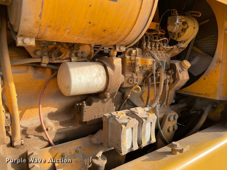 image for item MR9507 1986 John Deere 770B  motor grader