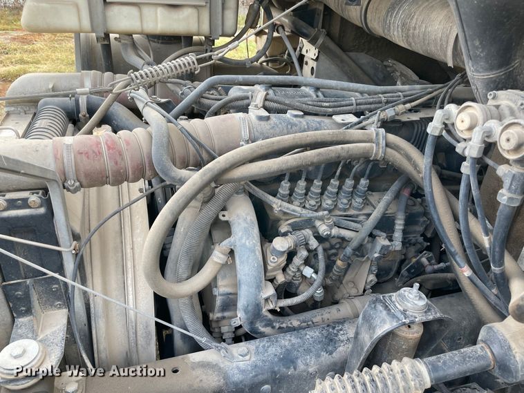 image for item MR9508 1999 Mack  dump flatbed truck