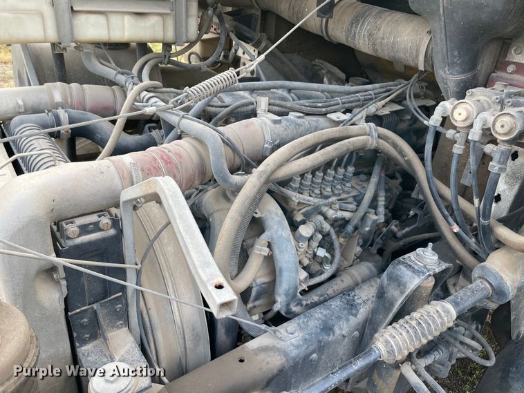 image for item MR9508 1999 Mack  dump flatbed truck