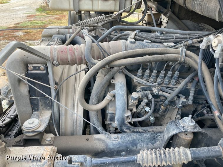 image for item MR9508 1999 Mack  dump flatbed truck