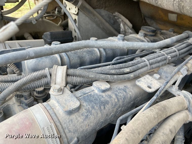 image for item MR9508 1999 Mack  dump flatbed truck