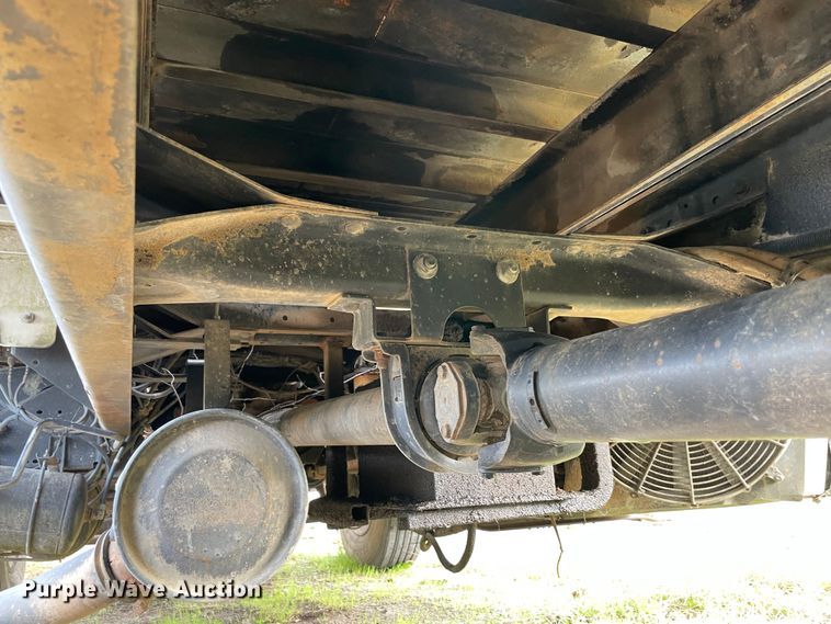 image for item MR9508 1999 Mack  dump flatbed truck