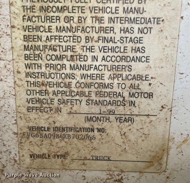 image for item MR9508 1999 Mack  dump flatbed truck