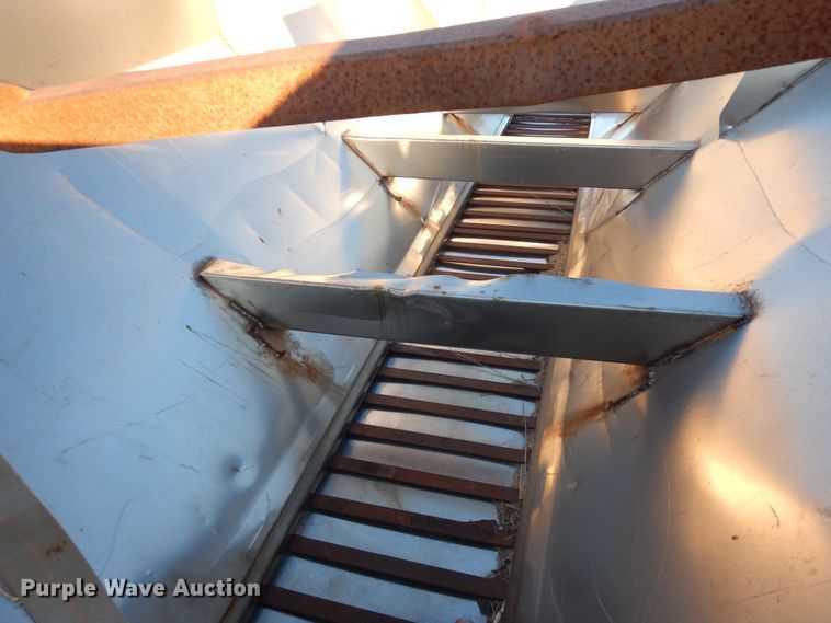 image for item MR9632 Larson 1014  salt spreader bed