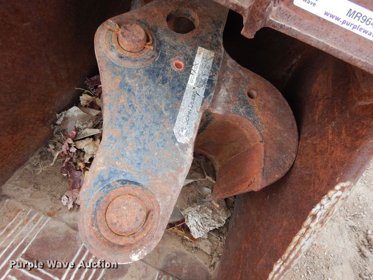 image for item MR9642 Komatsu  24"W excavator bucket