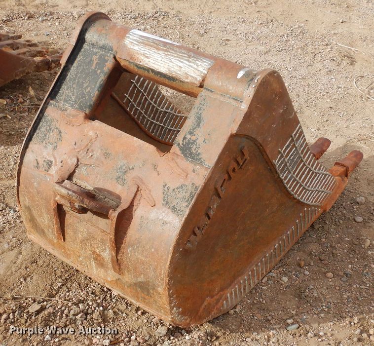 image for item MR9646 Wain Roy  22"W excavator bucket