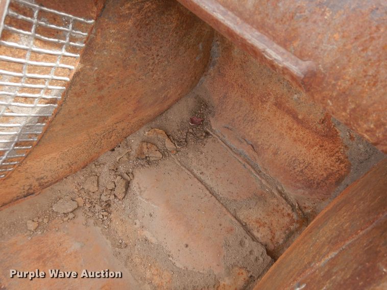 image for item MR9646 Wain Roy  22"W excavator bucket