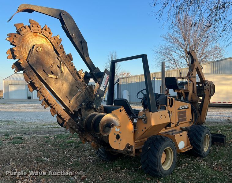 image for item MS9021 2006 Astec RT660  trencher