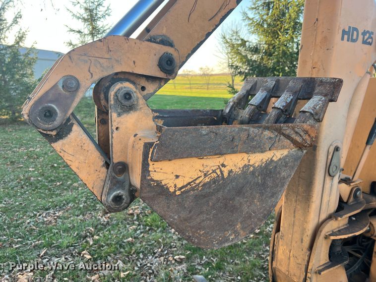 image for item MS9021 2006 Astec RT660  trencher