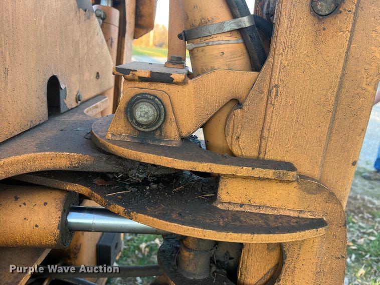 image for item MS9021 2006 Astec RT660  trencher