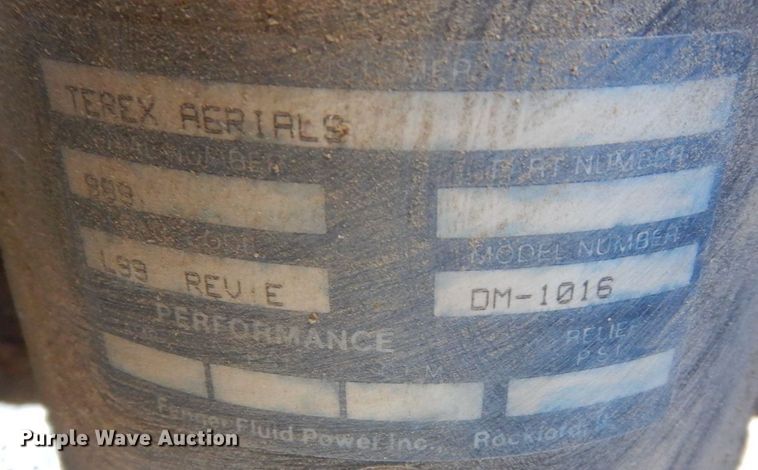 image for item MW9409 Terex TSM20  scissor lift